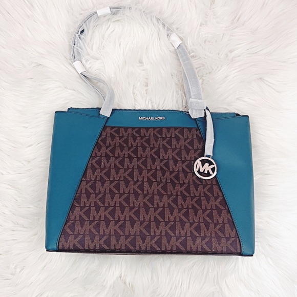 Michael Kors Maddie Cyan Bag✨ brand new - Picture 1 of 3